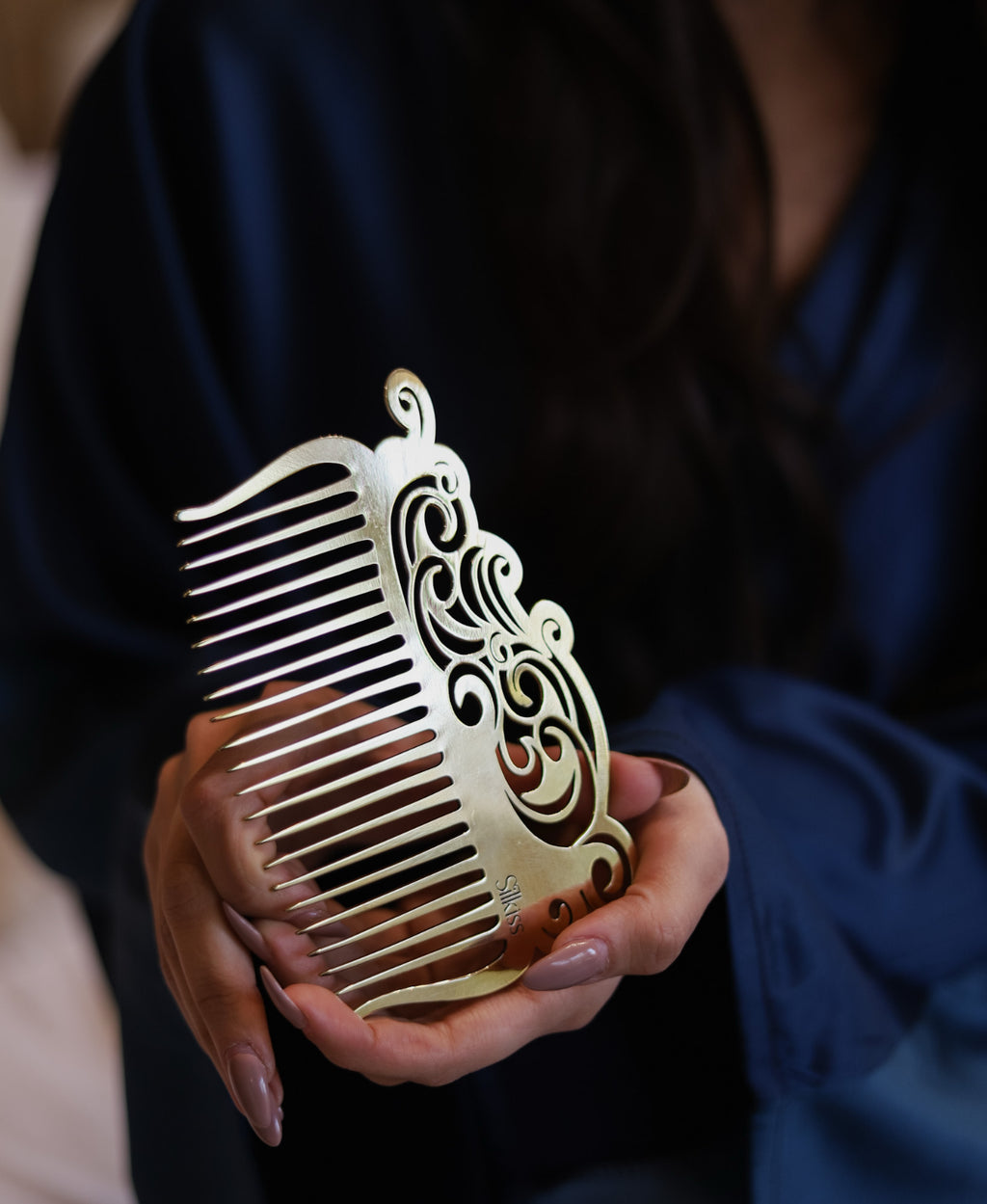 Royal Brass Comb